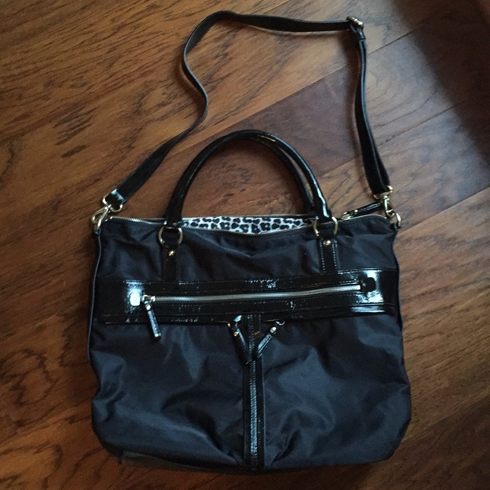🖤 Banana Republic bag with lots of pockets!